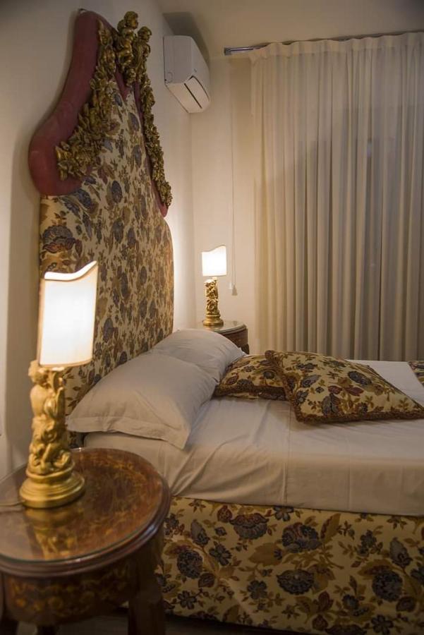 Central Station Rooms Mestre Luaran gambar